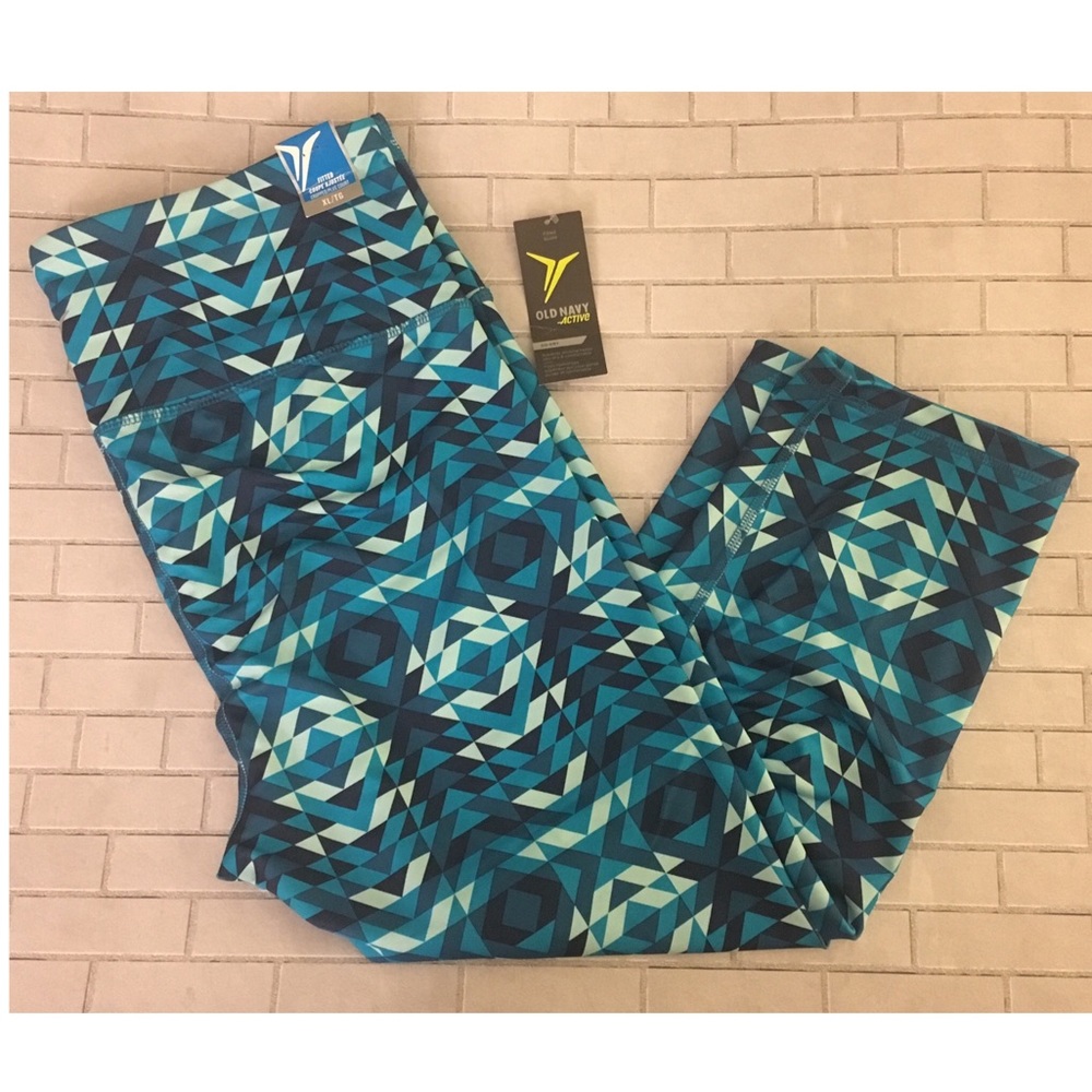 Old Navy Active Compression Crop Leggings (XL) NWT